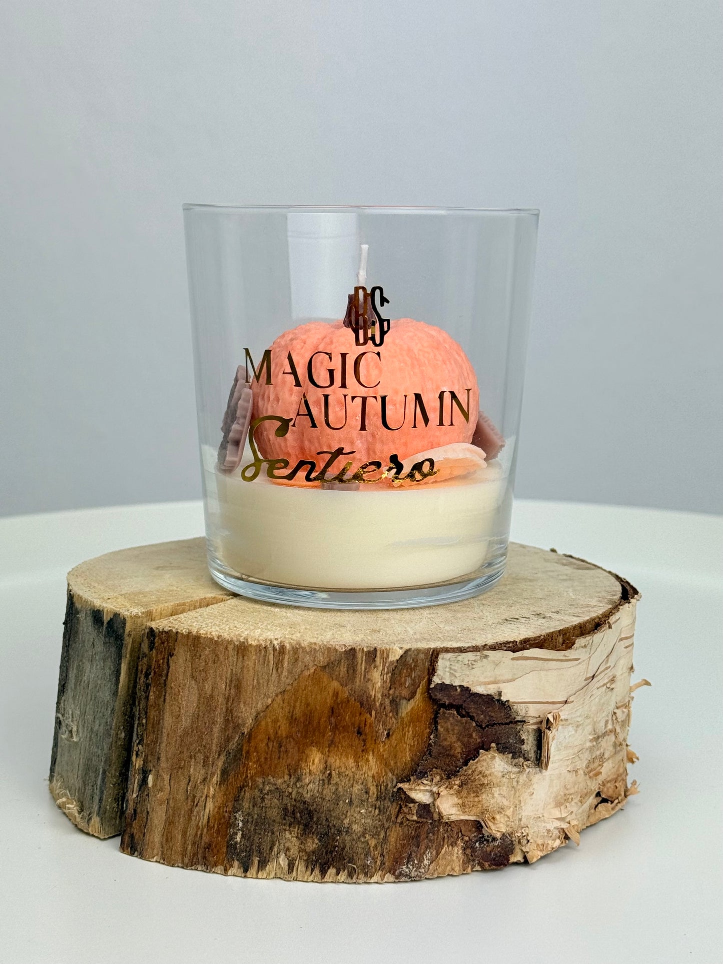 Magic Autumn Sentiero – Candela artigianale a forma di zucca, profumo al legno di sandalo